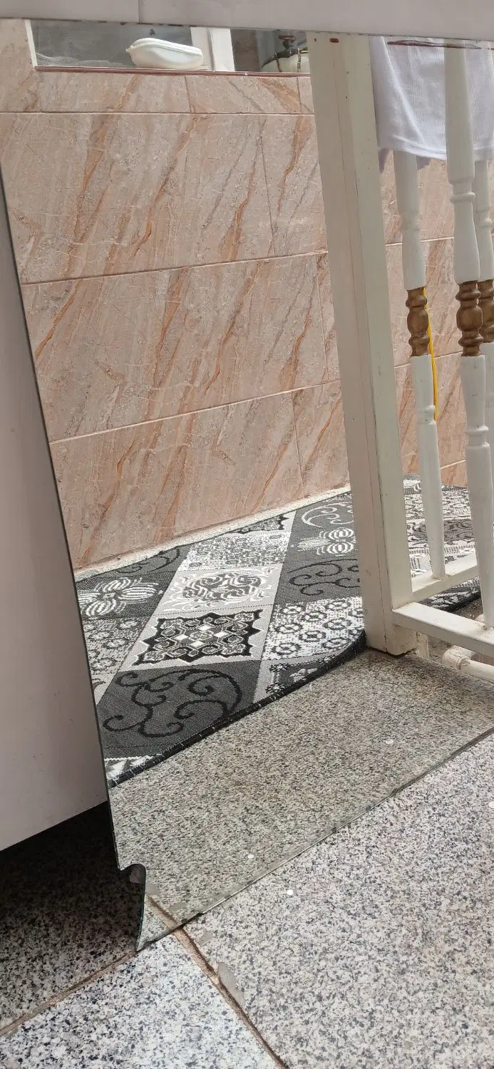 آینه|آینه|سنندج, |دیوار