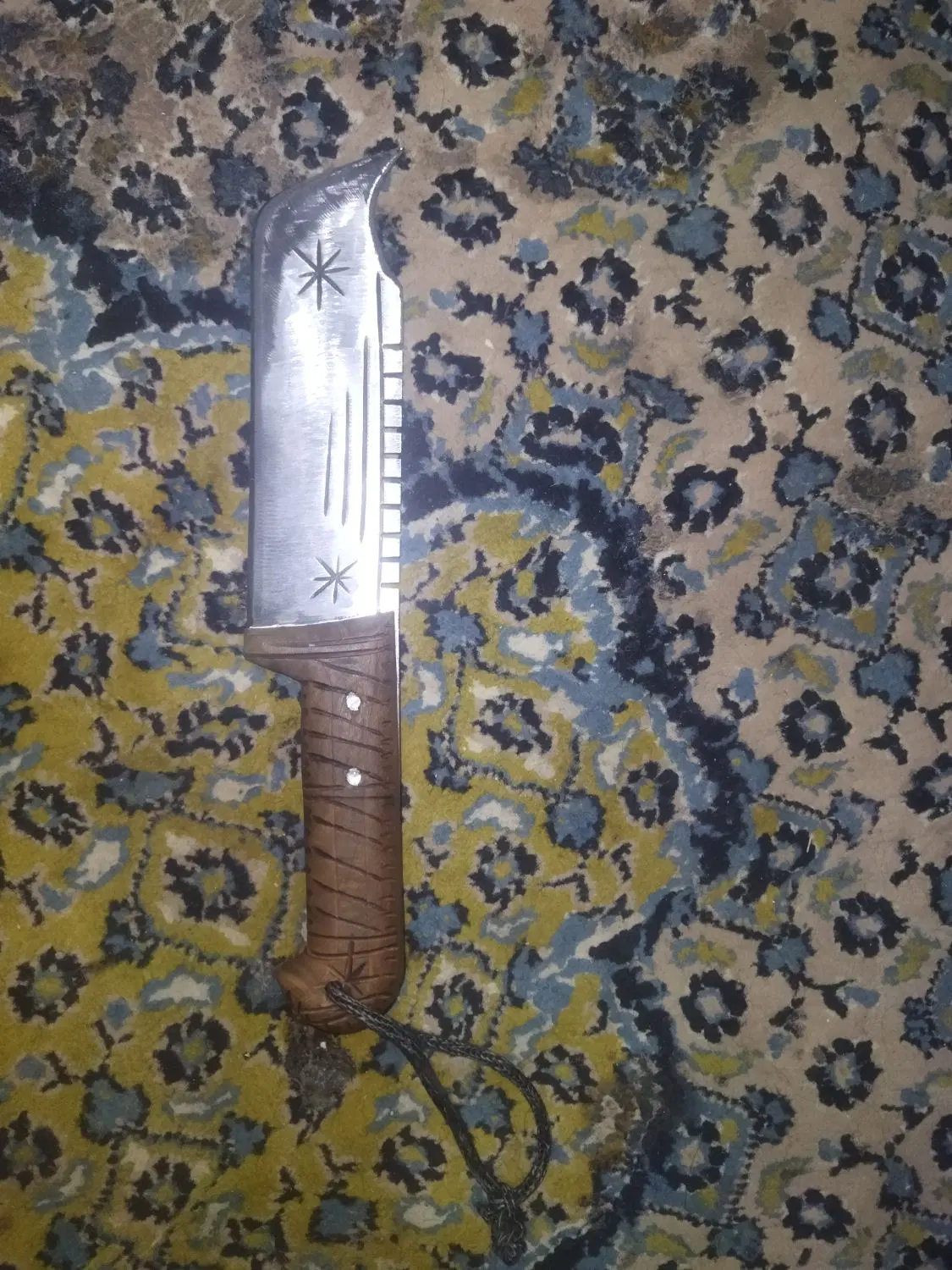 یک عدد چاقو|کوهنوردی و کمپینگ|خواف, |دیوار