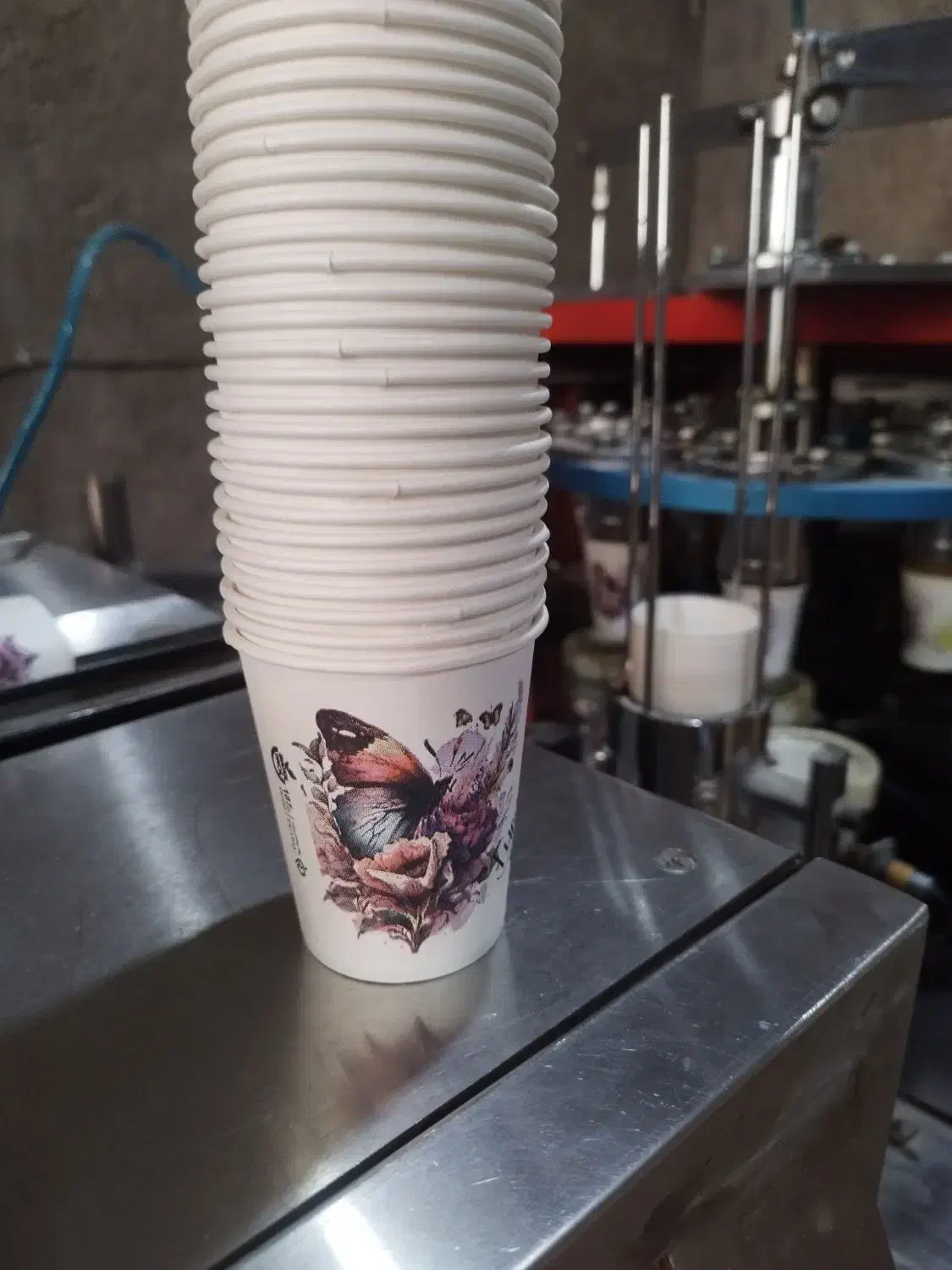 لیوان کاغذی ۲۲۰ سی سی|ظروف نگهدارنده، پلاستیکی، یک‌بارمصرف|مشهد, امیریه|دیوار