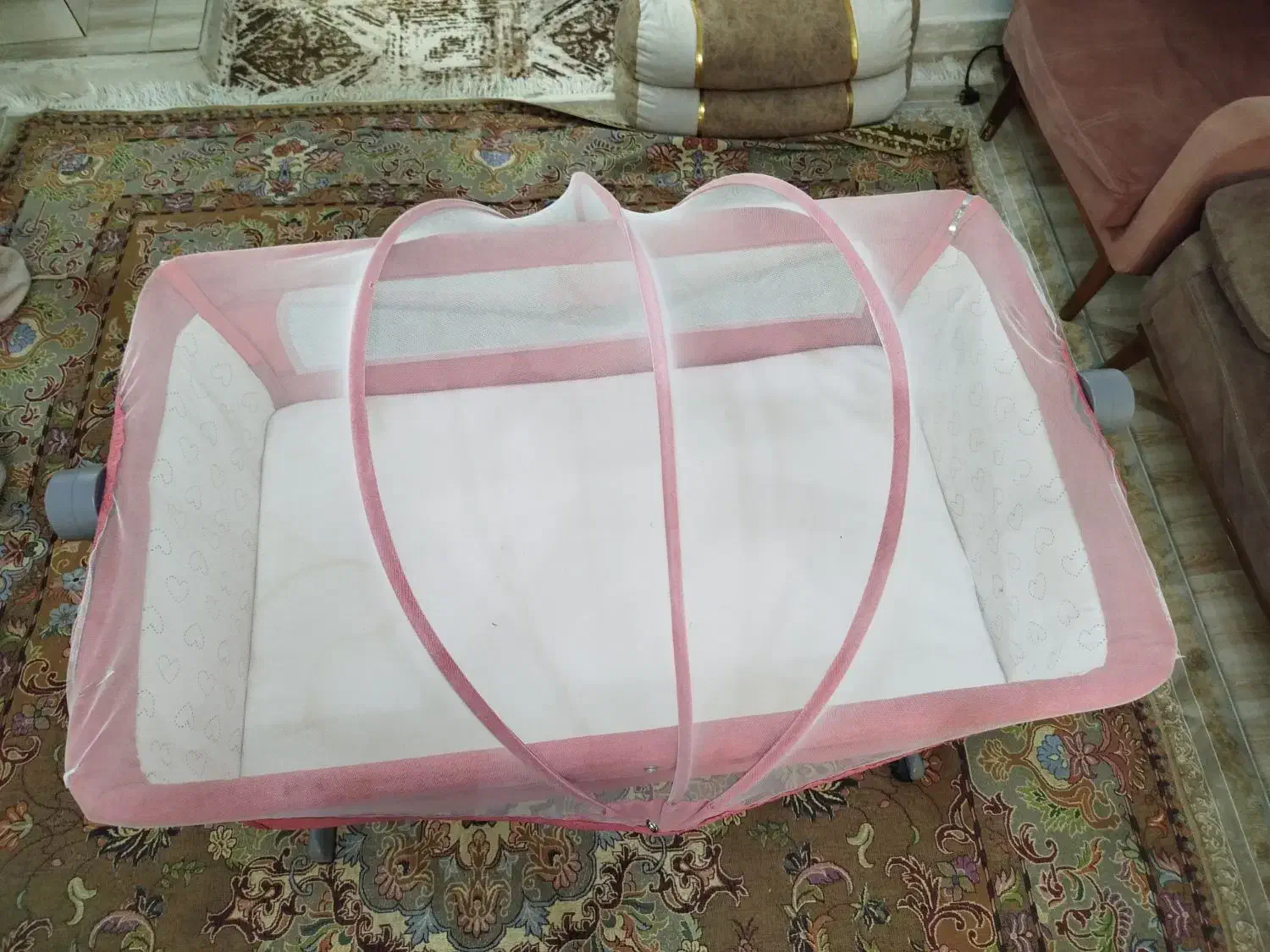 گهواره|تخت و صندلی بچه|پرند, فاز ۶|دیوار