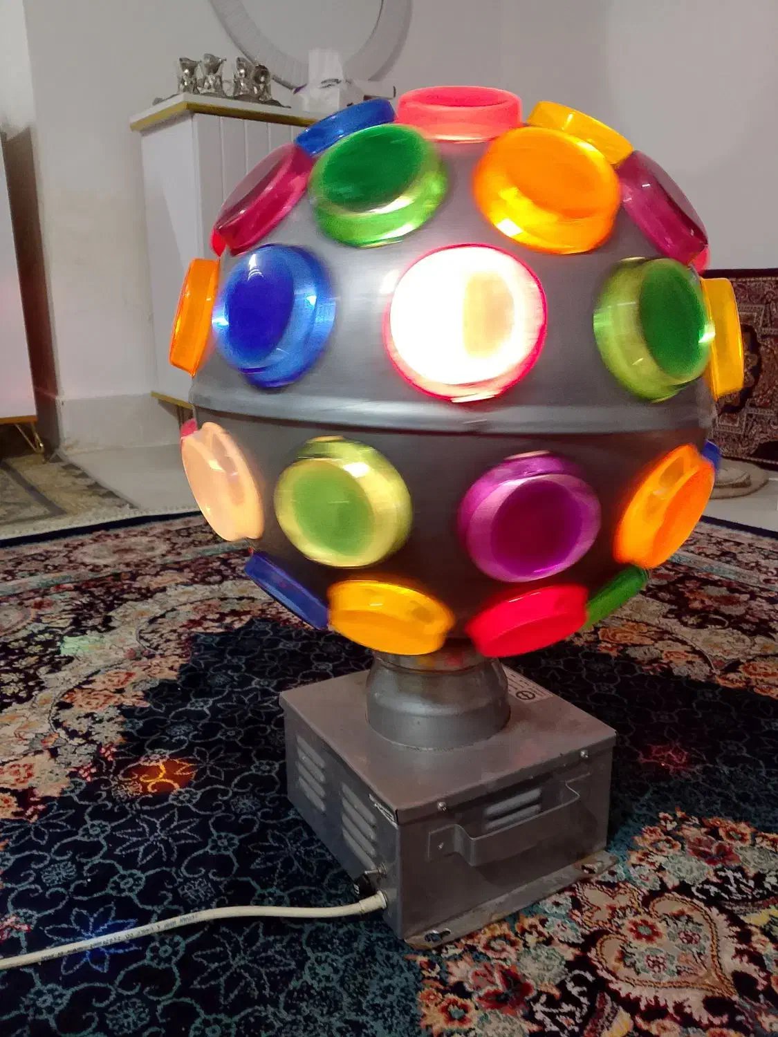 رفص نور|ریسه و چراغ تزئینی|تهران, مولوی|دیوار