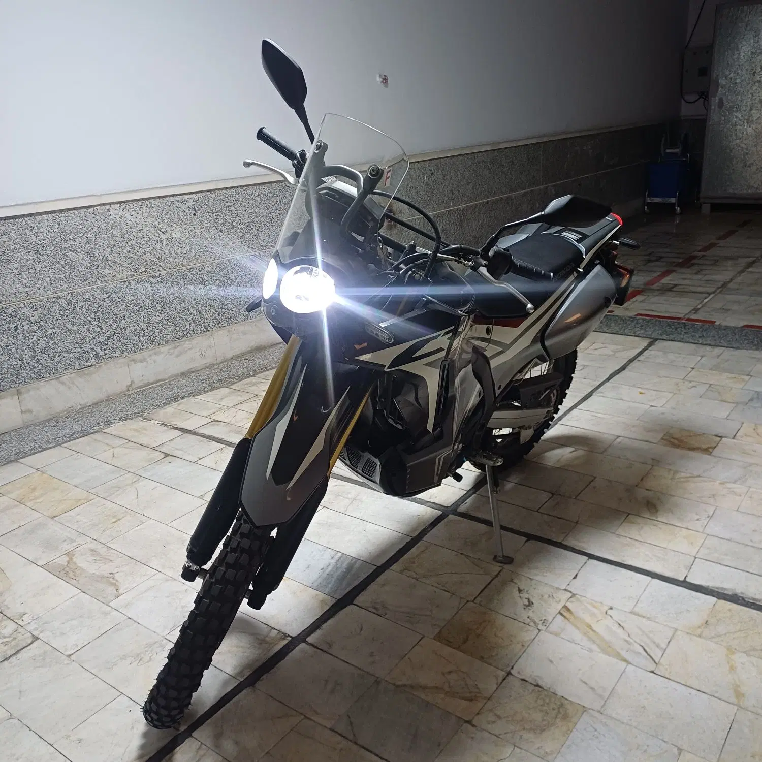 CRF250|موتورسیکلت|تهران, هزارسنگ|دیوار