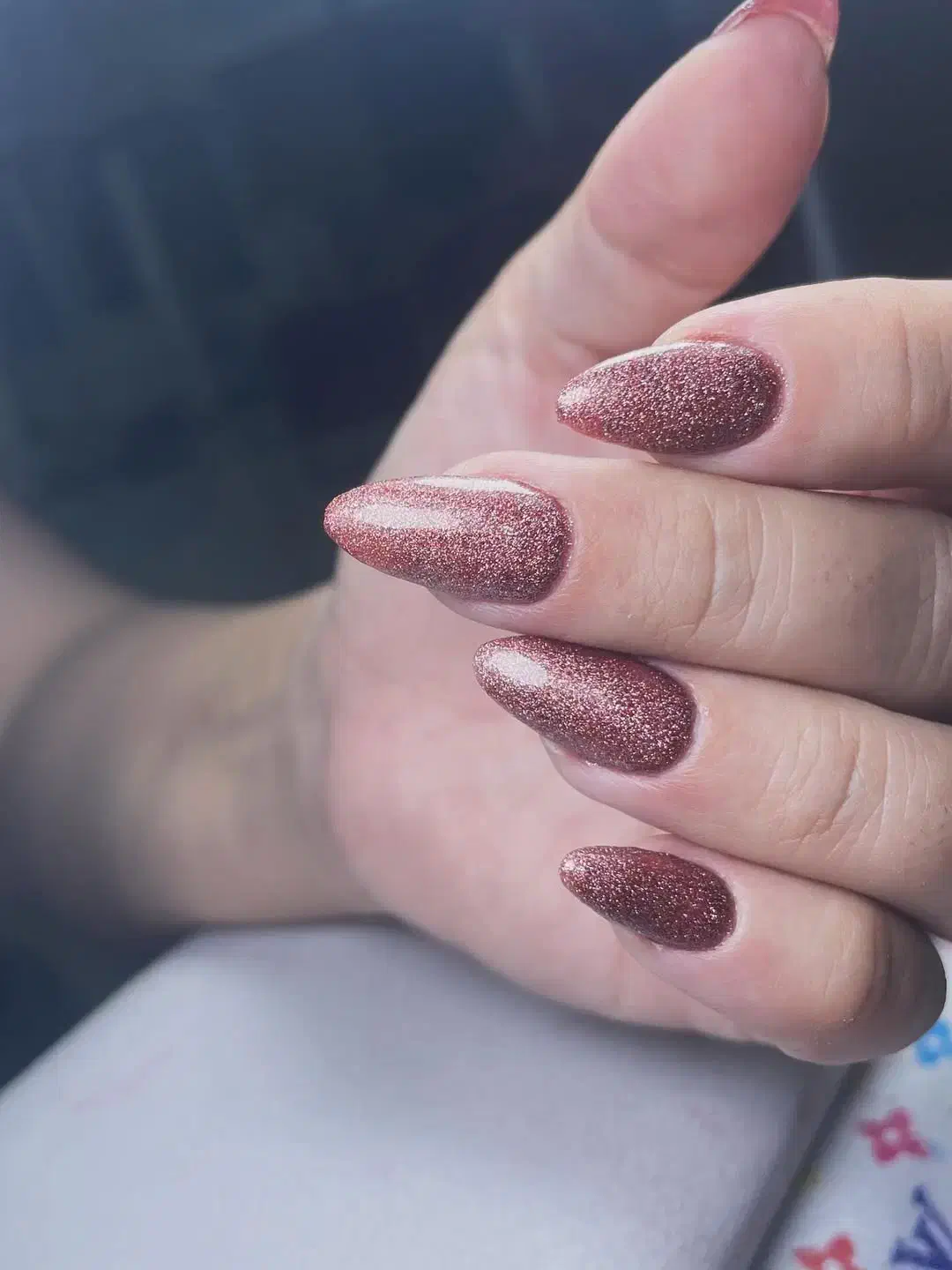 کاشت تخصصی ناخن و مژه|خدمات آرایشگری و زیبایی|خرم‌آباد, |دیوار