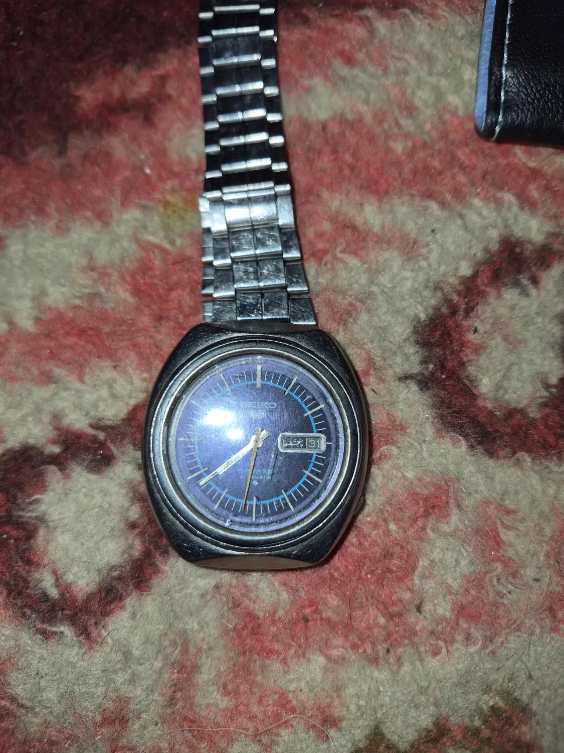 3ک۵|ساعت|کاشمر, |دیوار
