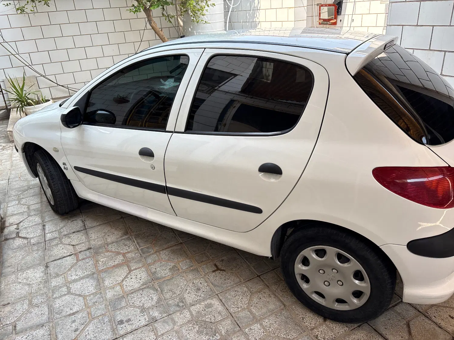206|خودرو سواری و وانت|بوشهر, |دیوار