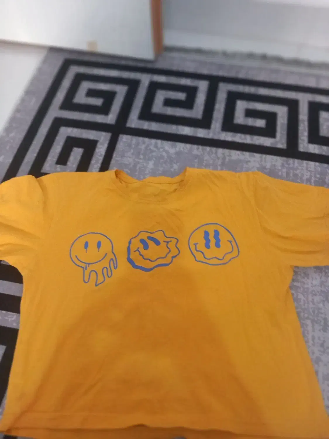 وسایل شخصی|کفش و لباس بچه|رشت, کوی مهر|دیوار