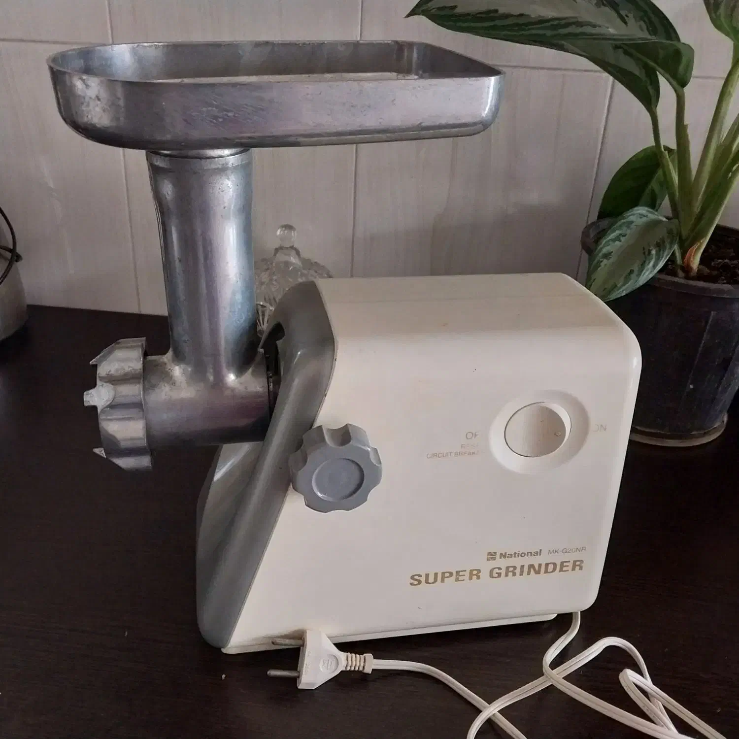 چرخ گوشت|خردکن، آسیاب، غذاساز|رامسر, |دیوار