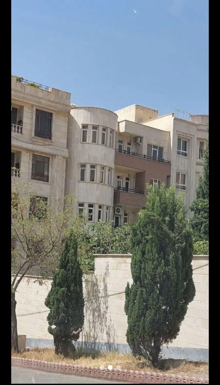 ۱۱۷ متر روبه نما طبقه ۳  لوکیشن قوی میدان گلستان|فروش آپارتمان|کرج, عظیمیه|دیوار