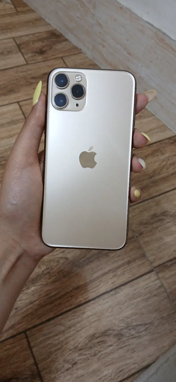 آیفون 11pro|موبایل|میانه, |دیوار