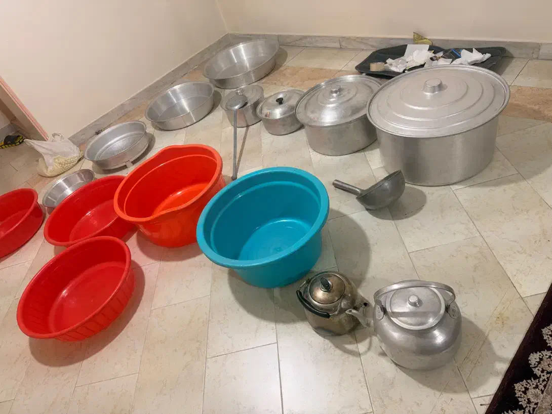 تعدادی قابلمه بزرگ و...|ظروف پختوپز|تهران, خلیج فارس|دیوار