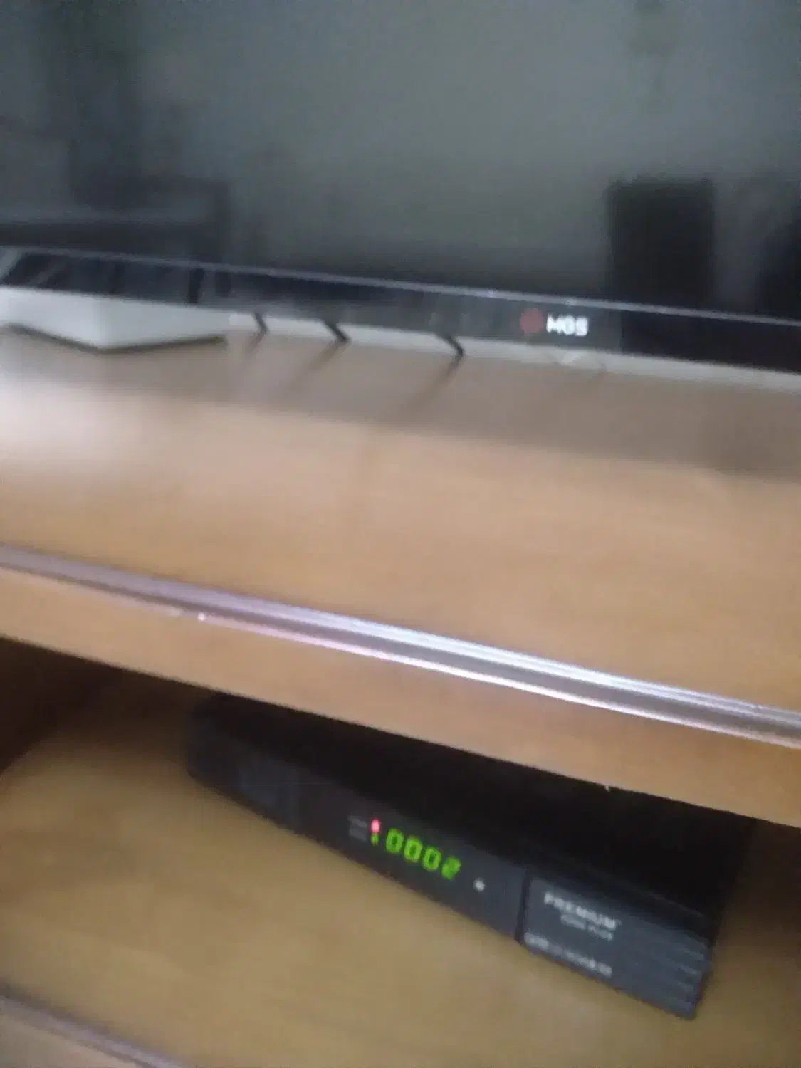 تلویزیون ۴۳ هوشمند ام جی اس|تلویزیون و پروژکتور|اردبیل, |دیوار