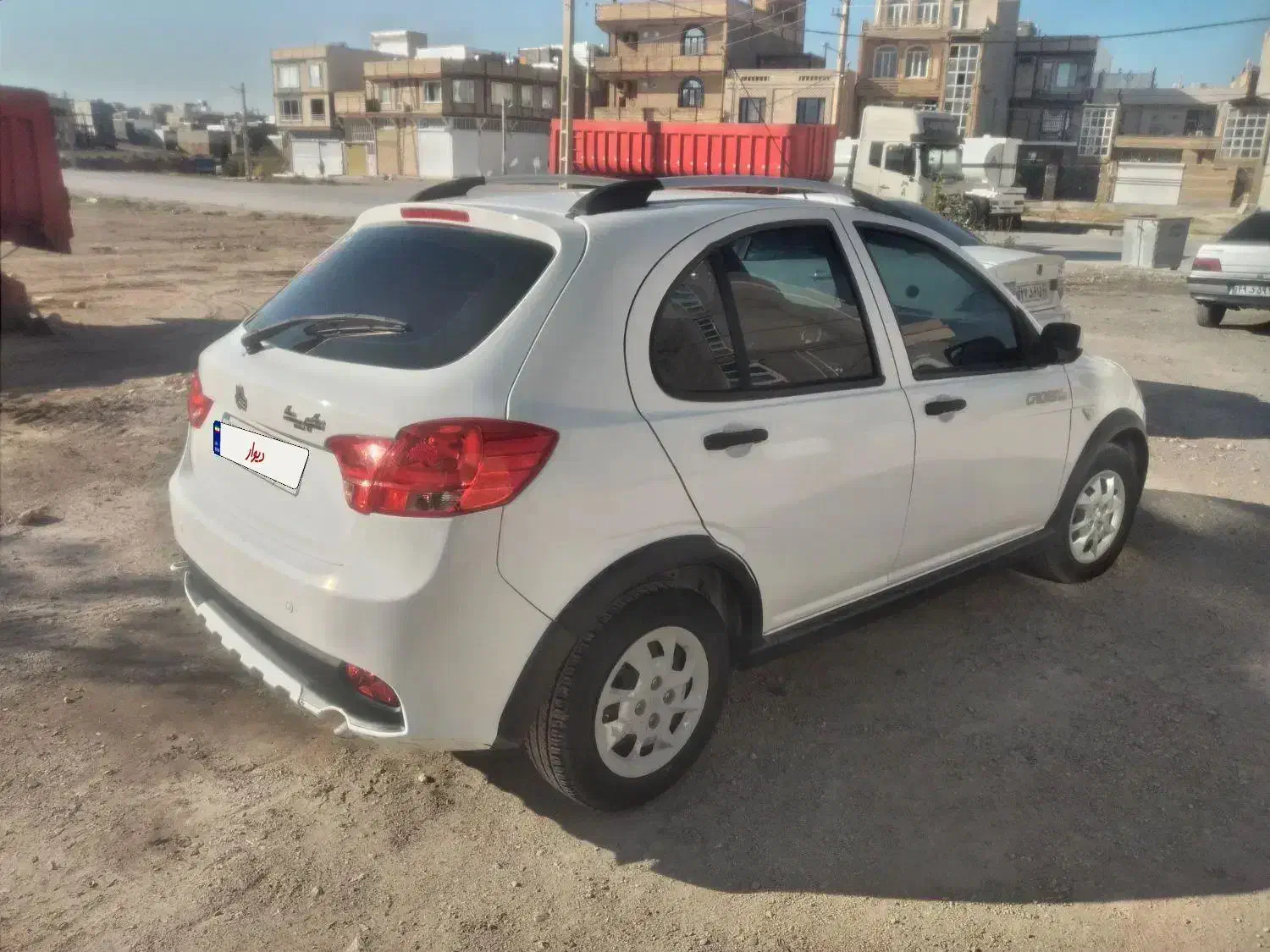 کویک|خودرو سواری و وانت|قلعه شاهین, |دیوار