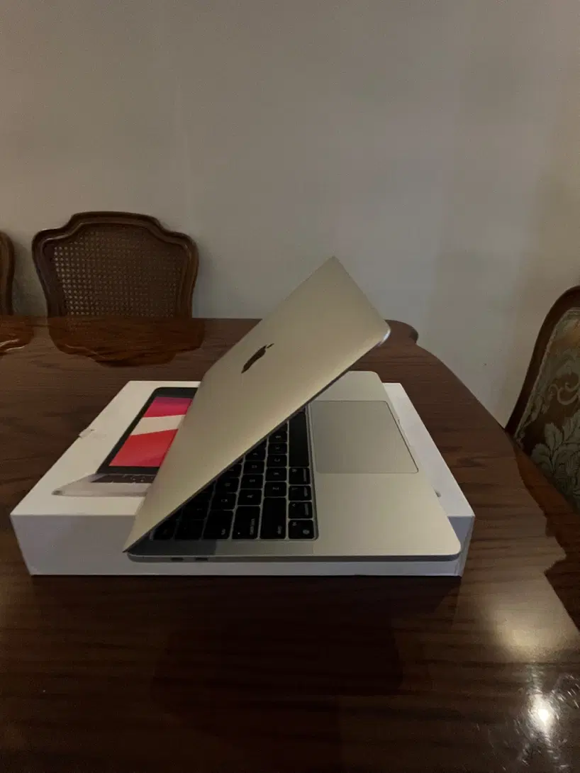 MacBook M1 256 gb ram 6|رایانه همراه|تهران, بهار|دیوار