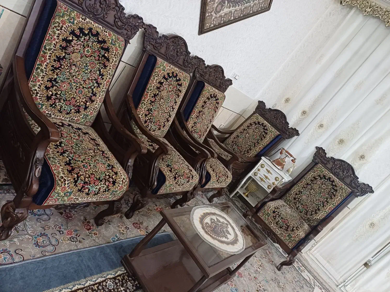 مبل قالی|مبلمان خانگی و میز عسلی|کشکوئیه, |دیوار