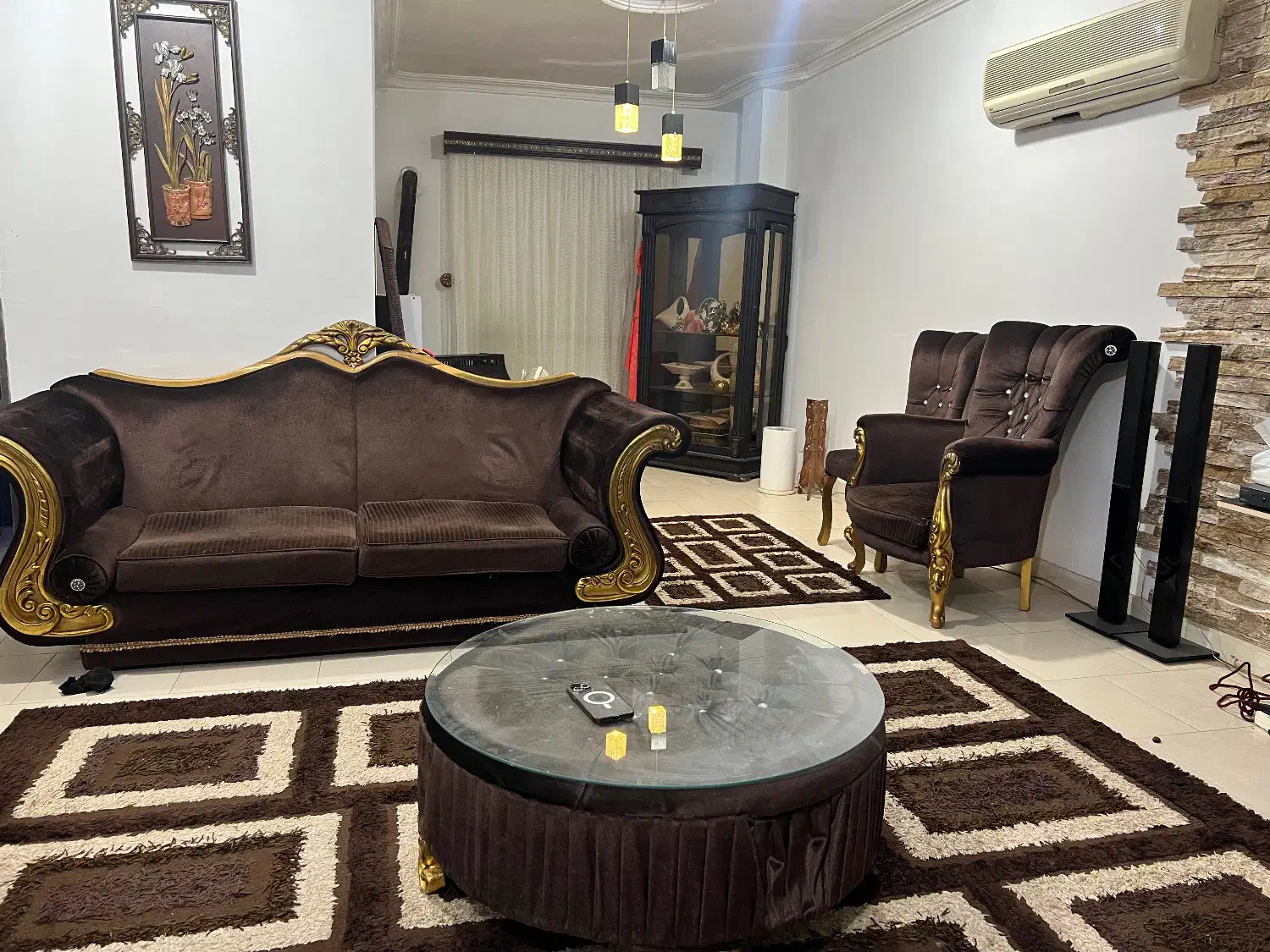 مبلمان|مبلمان خانگی و میز عسلی|رشت, منظریه|دیوار