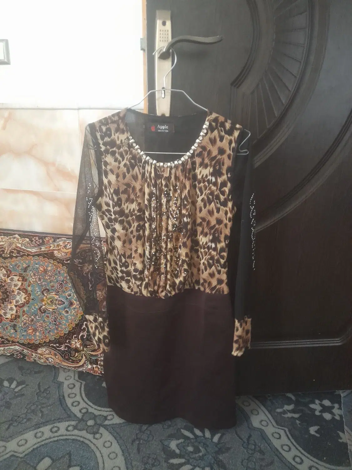 لباس|لباس|میان جلگه, |دیوار