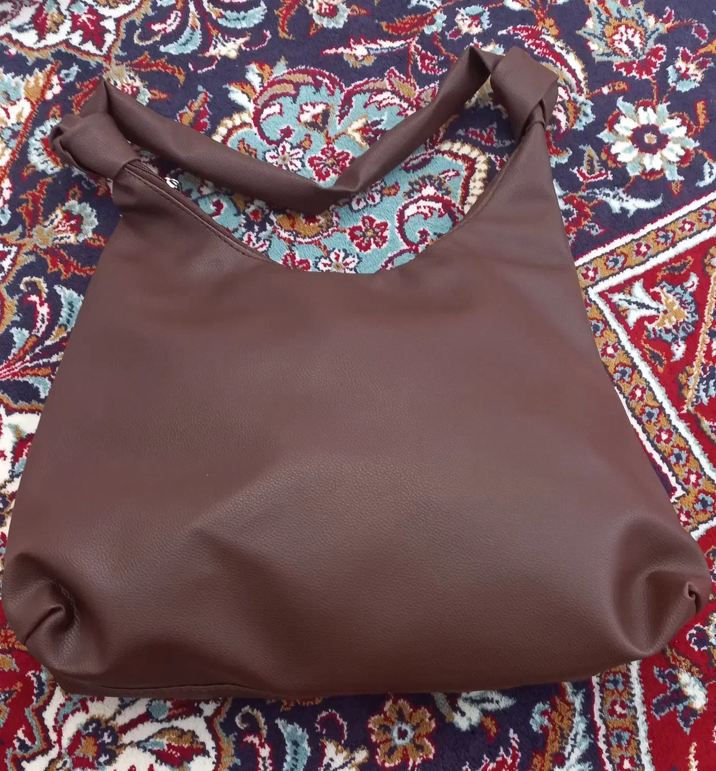 نو د|کیف، کفش، کمربند|اسفراین, |دیوار