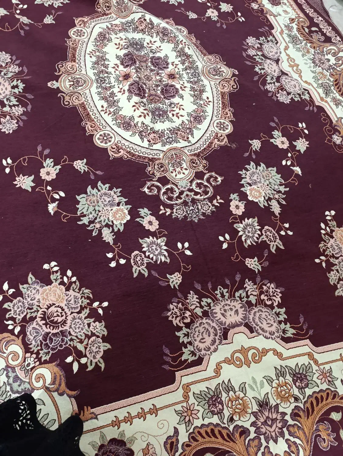 رو فرشی|روفرشی|زمکان, |دیوار