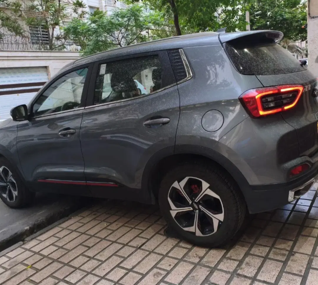 MvMx55 پرو 404 فروش فوری|خودرو سواری و وانت|اصفهان, فروردین|دیوار