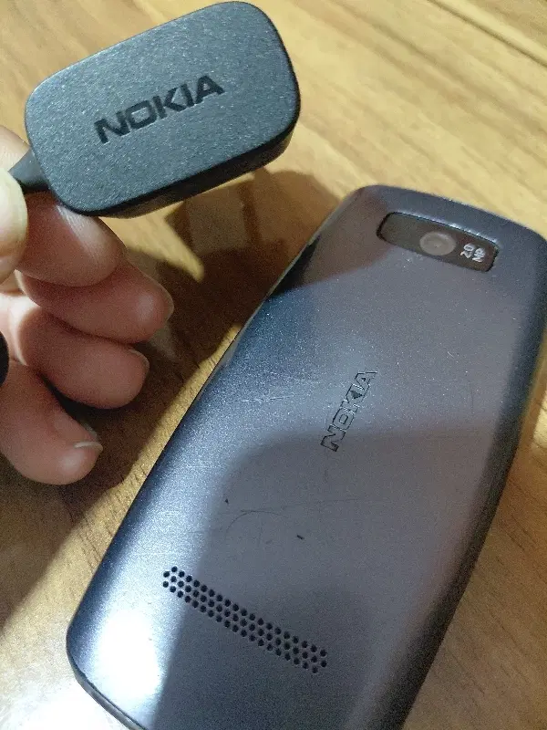 Nokia asha 305|موبایل|سبزوار, ولیعصر (نجار آباد)|دیوار