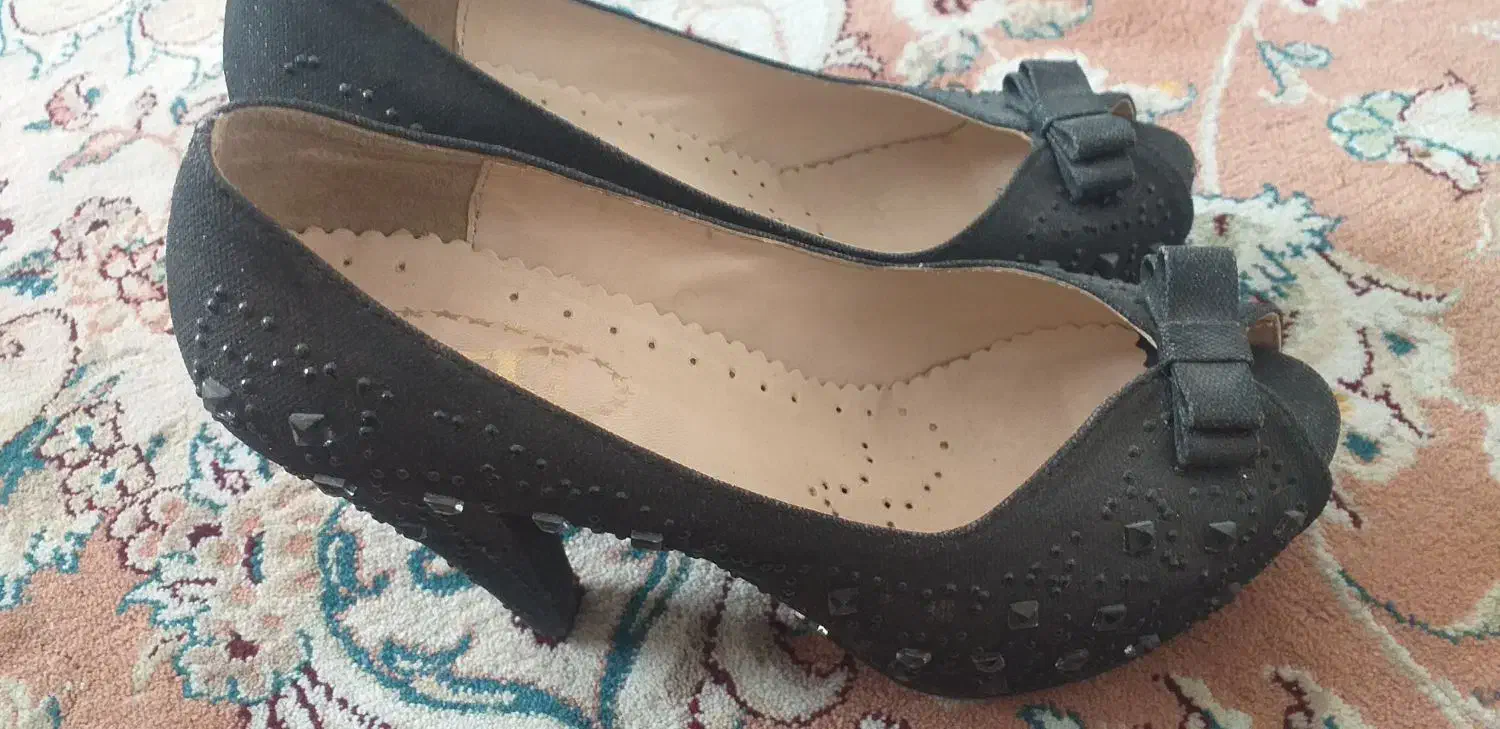 کیف کفش|کیف، کفش، کمربند|بروجرد, |دیوار