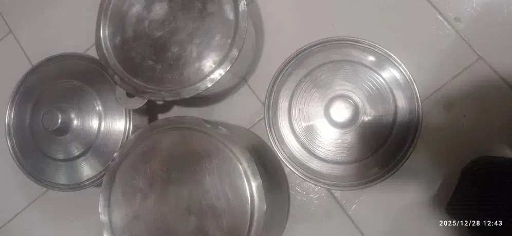 هفت عدد قابلمه ماهیتابه|ظروف پخت‌وپز|کازرون, |دیوار