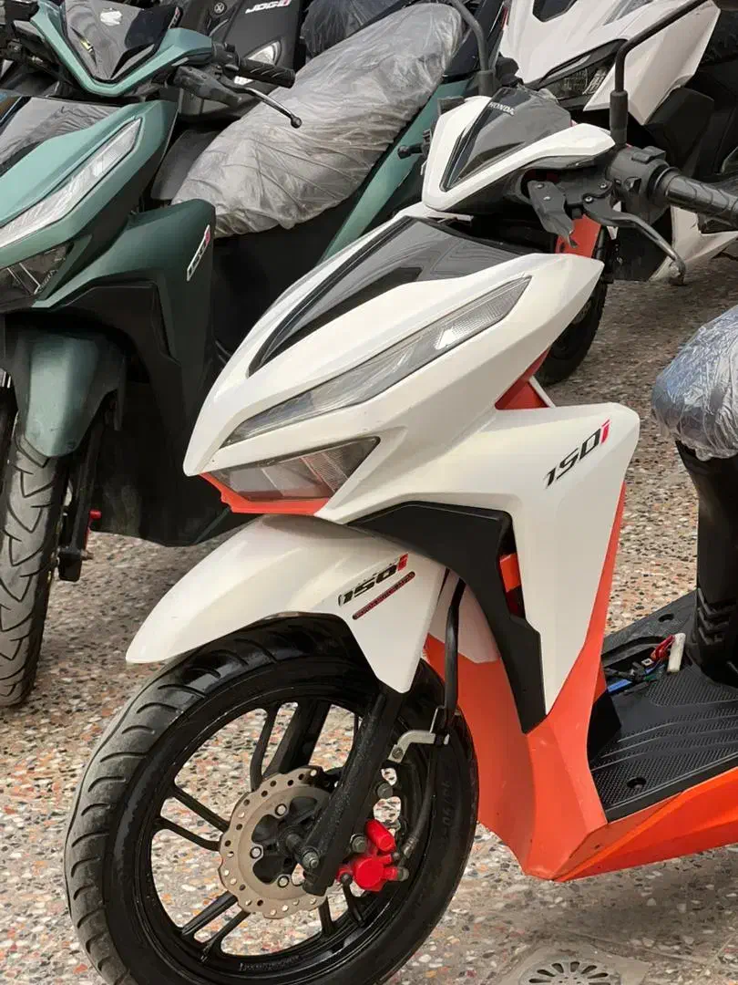 کلیک ۹۸|موتورسیکلت|شیراز, کوشک میدان|دیوار