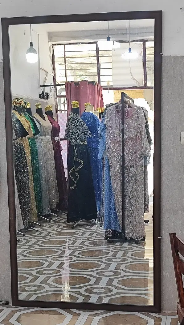 آیینه|آینه|ایلام, |دیوار