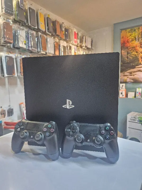 ps4 pro|کنسول، بازی ویدئویی و آنلاین|یزد, |دیوار