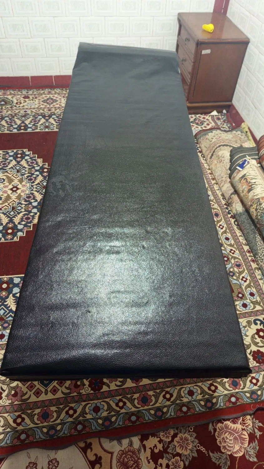 تخت|تخت و سرویس خواب|تاتار علیا, |دیوار
