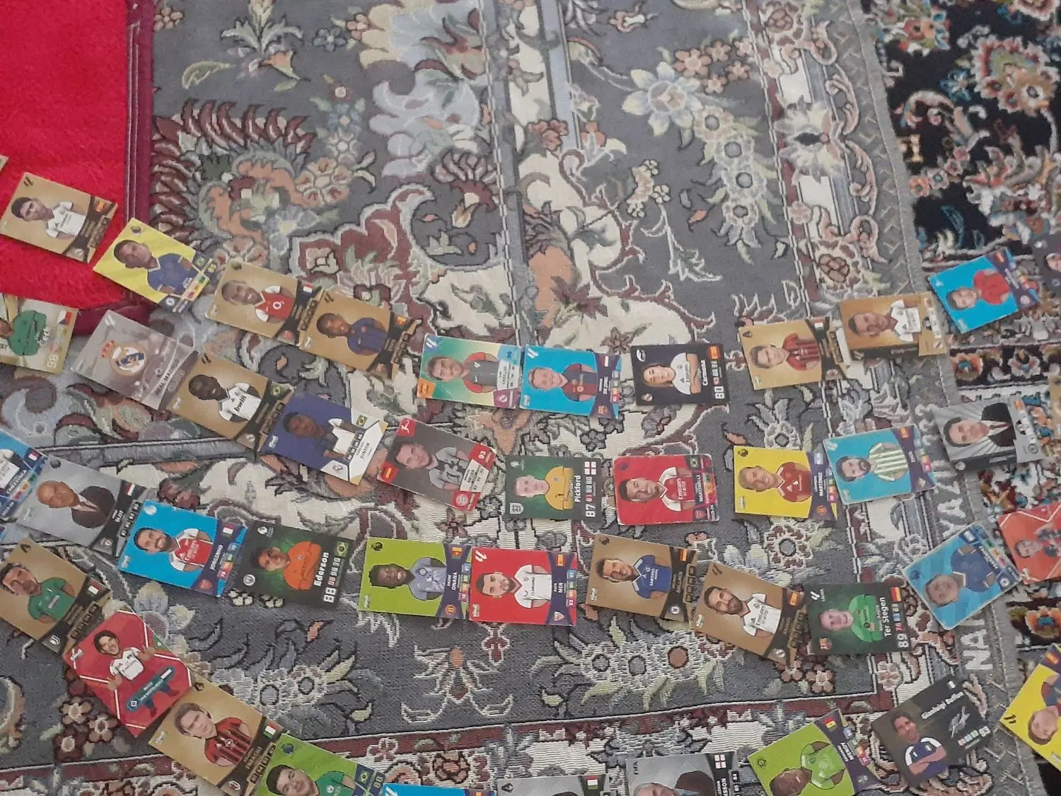 کیمدی|اسباب‌‌بازی|ایوان, |دیوار