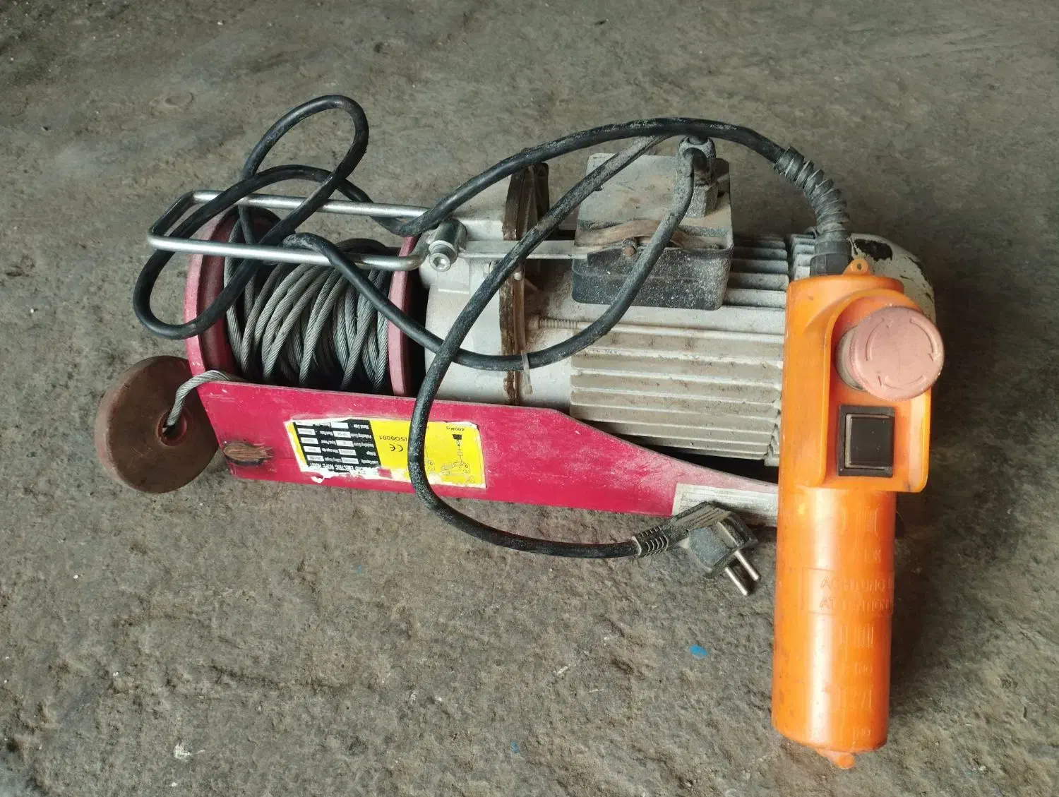 وینچ|ابزارآلات|کرج, حصارک پایین|دیوار