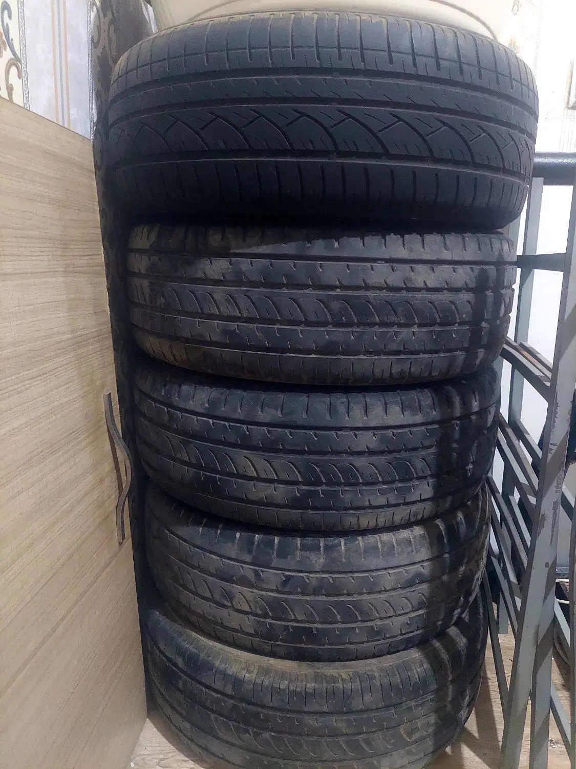 لاستیک ۱۶|قطعات یدکی و لوازم جانبی|ریگان, |دیوار