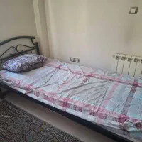 تخت آهنی