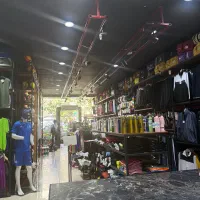 فروشنده کار بلد برای فروشگاه ورزشی