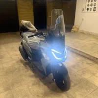 J200