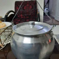 جا روغنی و ظرف غذا