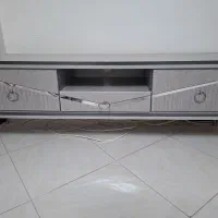 میز تی وی کاملا نو تمیز