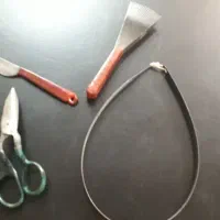 ابزار قالیبافی،دار،قیچی،سیخ،دفتین یا شانه
