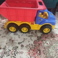 کامیون شش چرخ