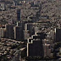 به یک نفر خانم برای نظافت و آشپزی نیازمندیم