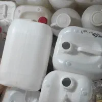 ۲۰ لیتری و ۱۰ لیتری و دبه تمیز شسته درحد نو