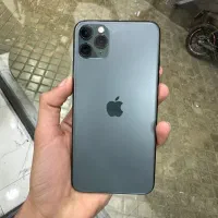 ایفون 11پرومکسza