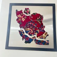تابلو نقشه ی ایران فرش دست بافت رویه فلز استیل