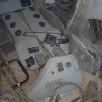 قطعات داخل بیل هیوندا۲۱۰
