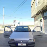 پژو 405نقره ای