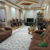 فروش آپارتمان ۱۰۰ متری/هال مربع/غرق نور