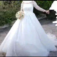 لباس عروس در حد نو