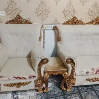 مبل سلطنتی ۷نفره همراه با۳میزعسلی