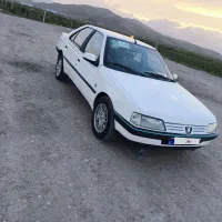 پژو 405 رنگ سفید اتاق فابریک
